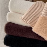 Luna | Blusa Feminina Peluciada com Gola Alta