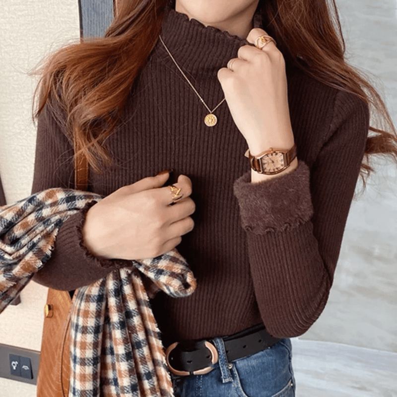 Luna | Blusa Feminina Peluciada com Gola Alta
