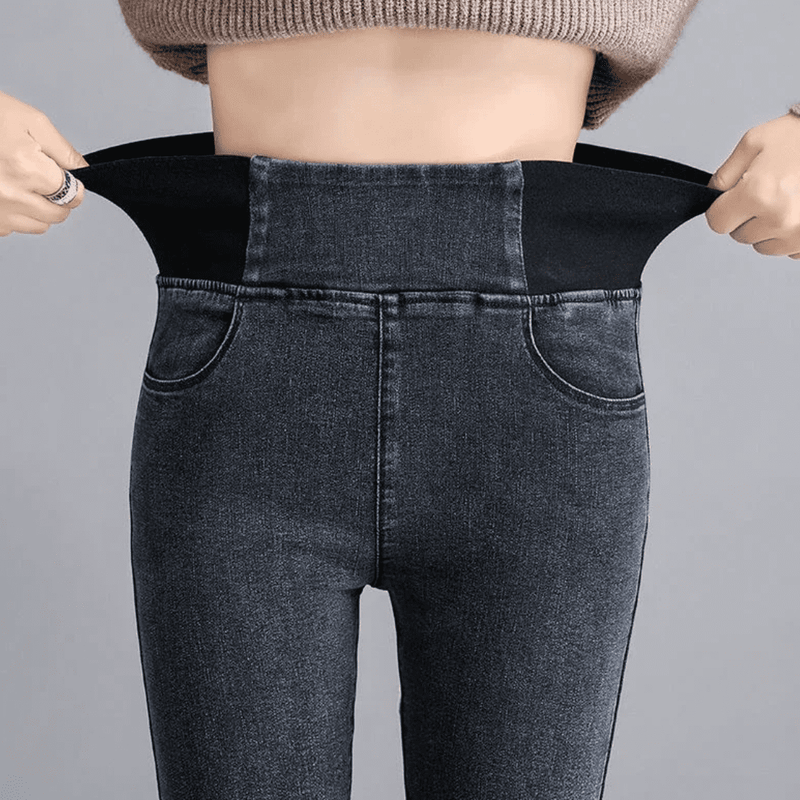 Sara | Calça Jeans Feminina Montaria Peluciada